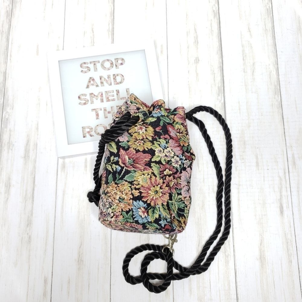 Vintage 90s Virginia Slims V Wear Floral Tapestry Drawstring Backpack
